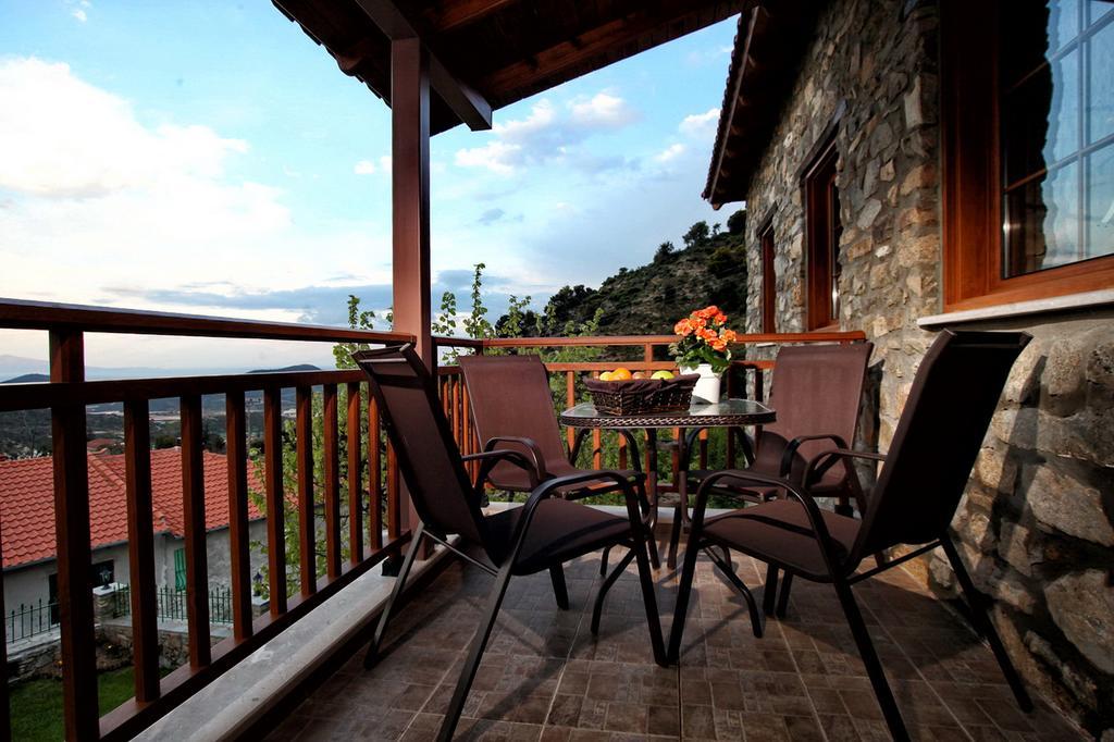 Traditional Apartments Tsikrikonis Mirtofiton Esterno foto